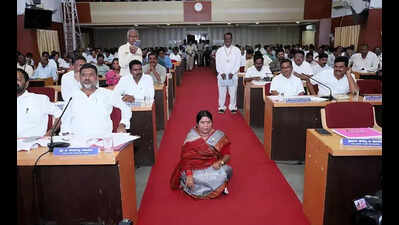 Congress MLAs express dissatisfaction during Raichur KDP meeting | Hubballi News
